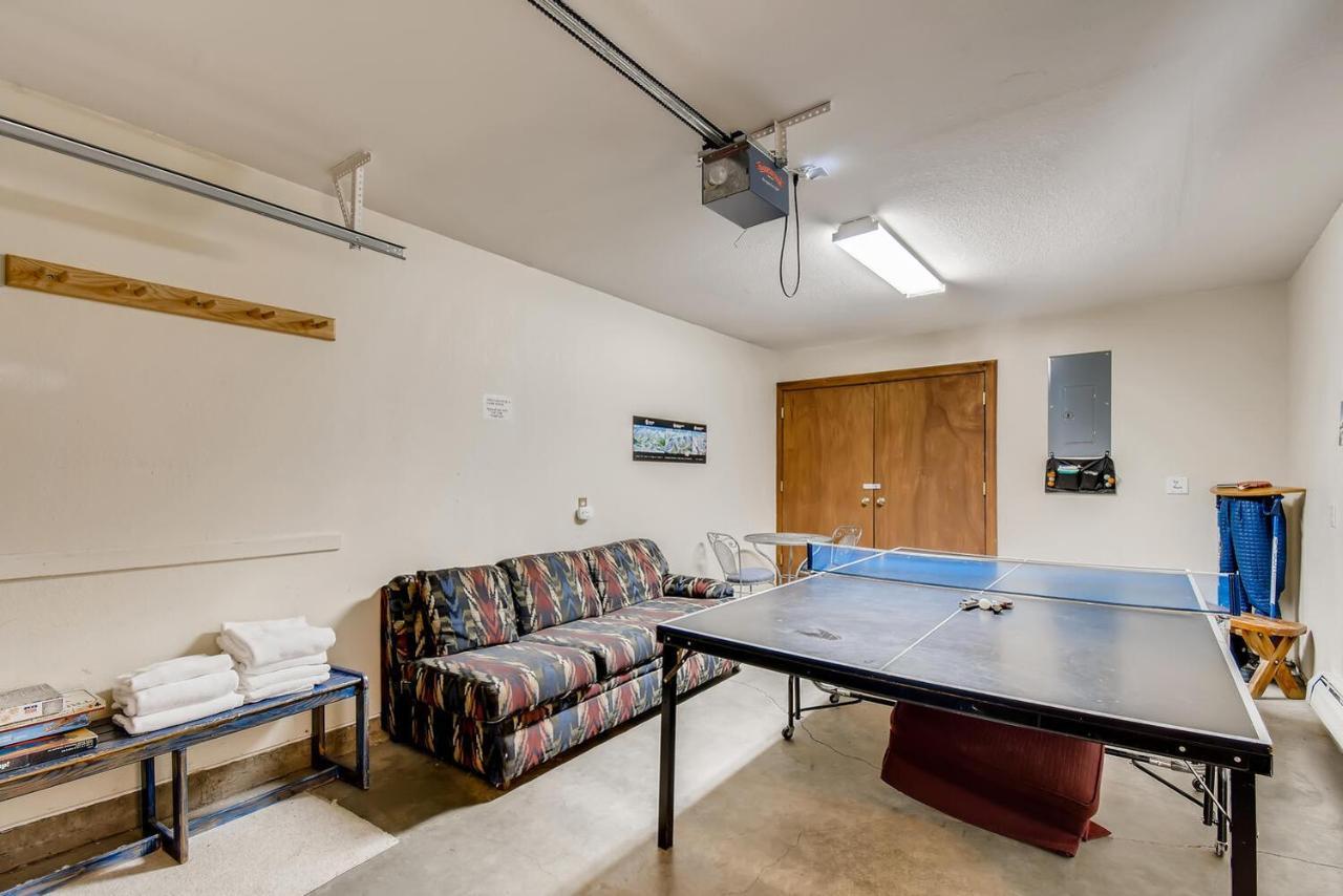 Pinecreek #F - 3 Bedroom - Close To Town - Shuttle To Slopes - Pool And Hot Tub Access 브레켄리지 외부 사진